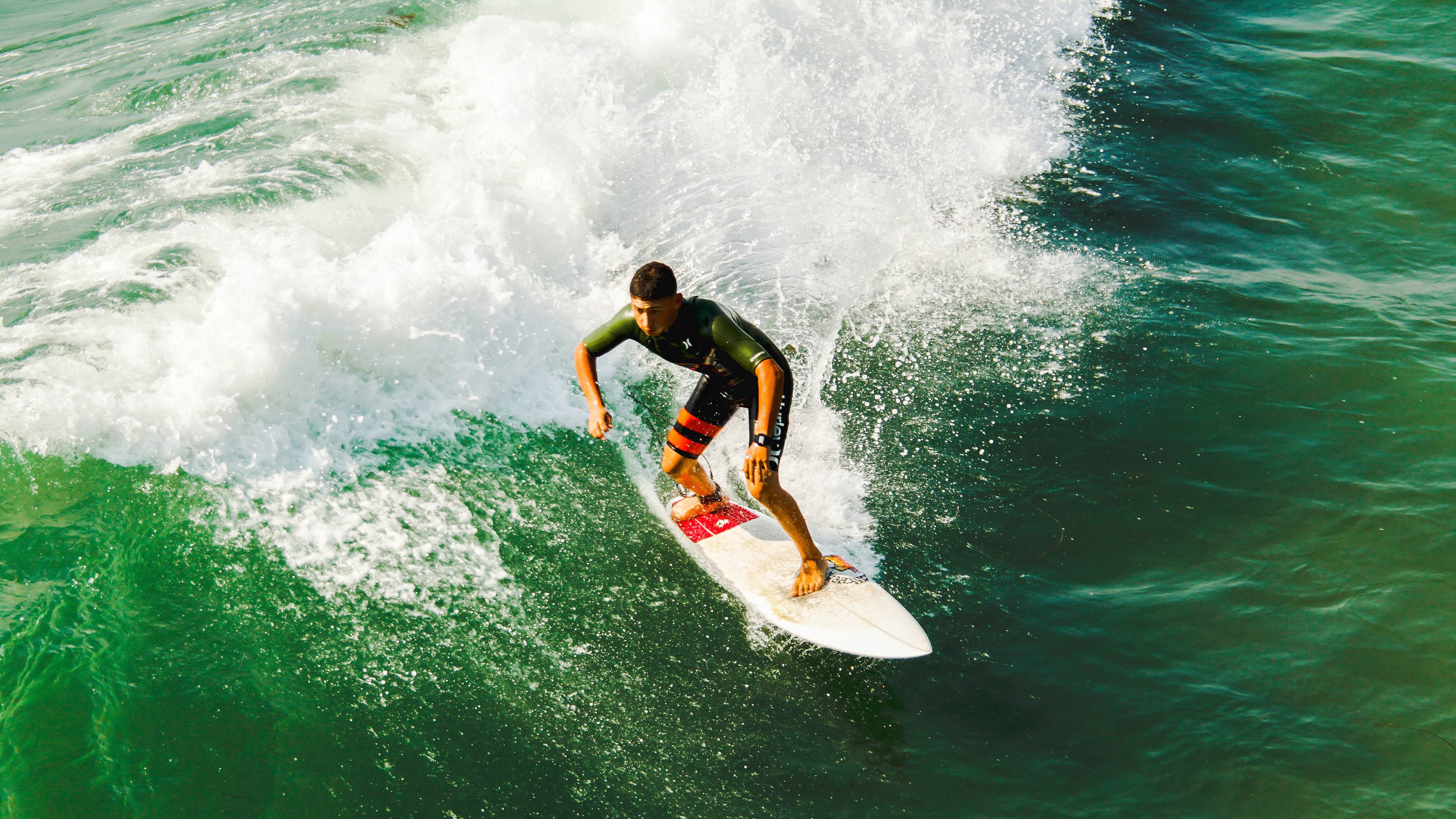 中超球队备战期体能训练强度升级，中超球员身体素质